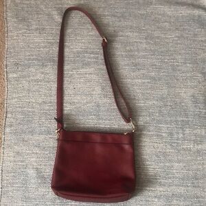 Elegant Burgundy Shoulder Bag